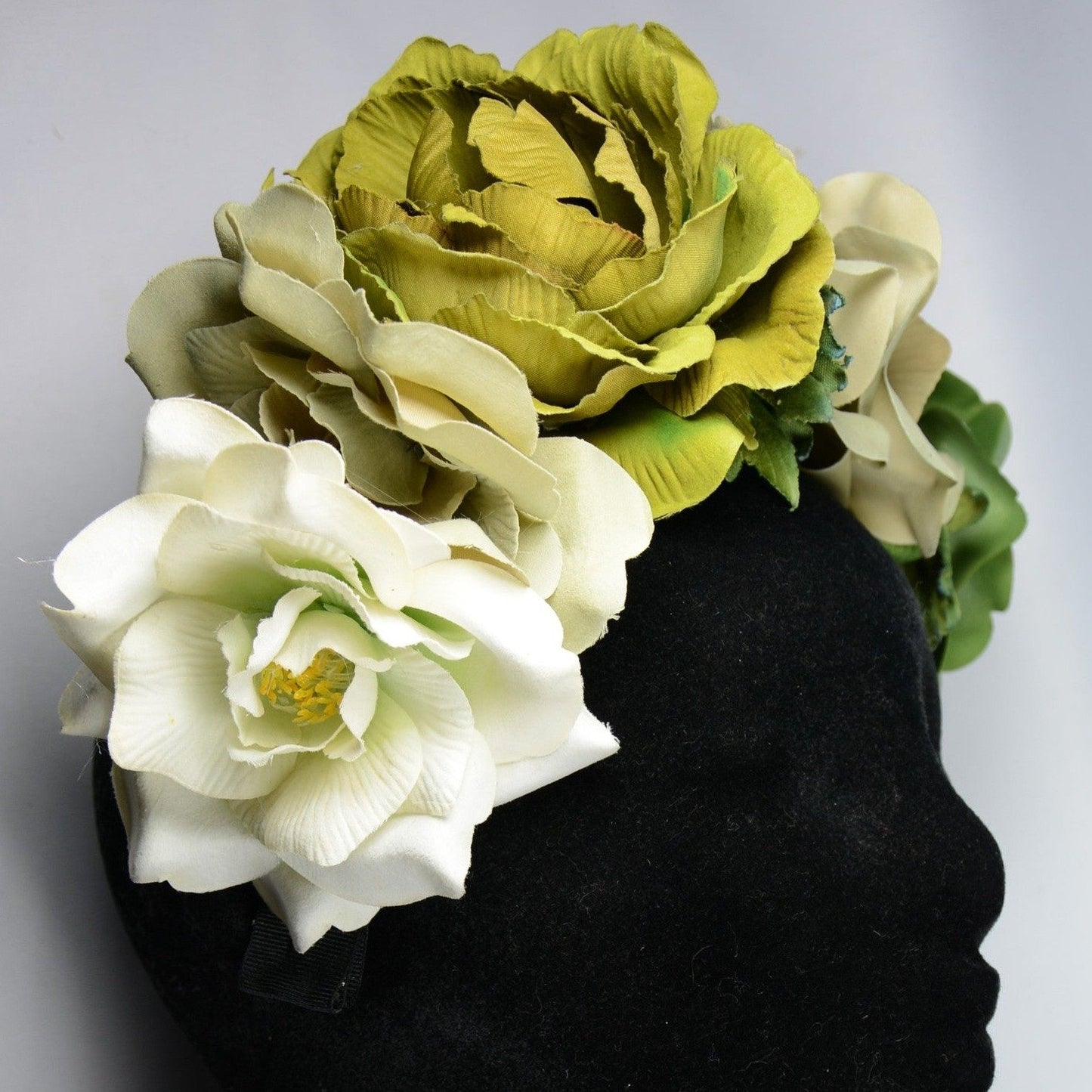 Flower headpiece, Green