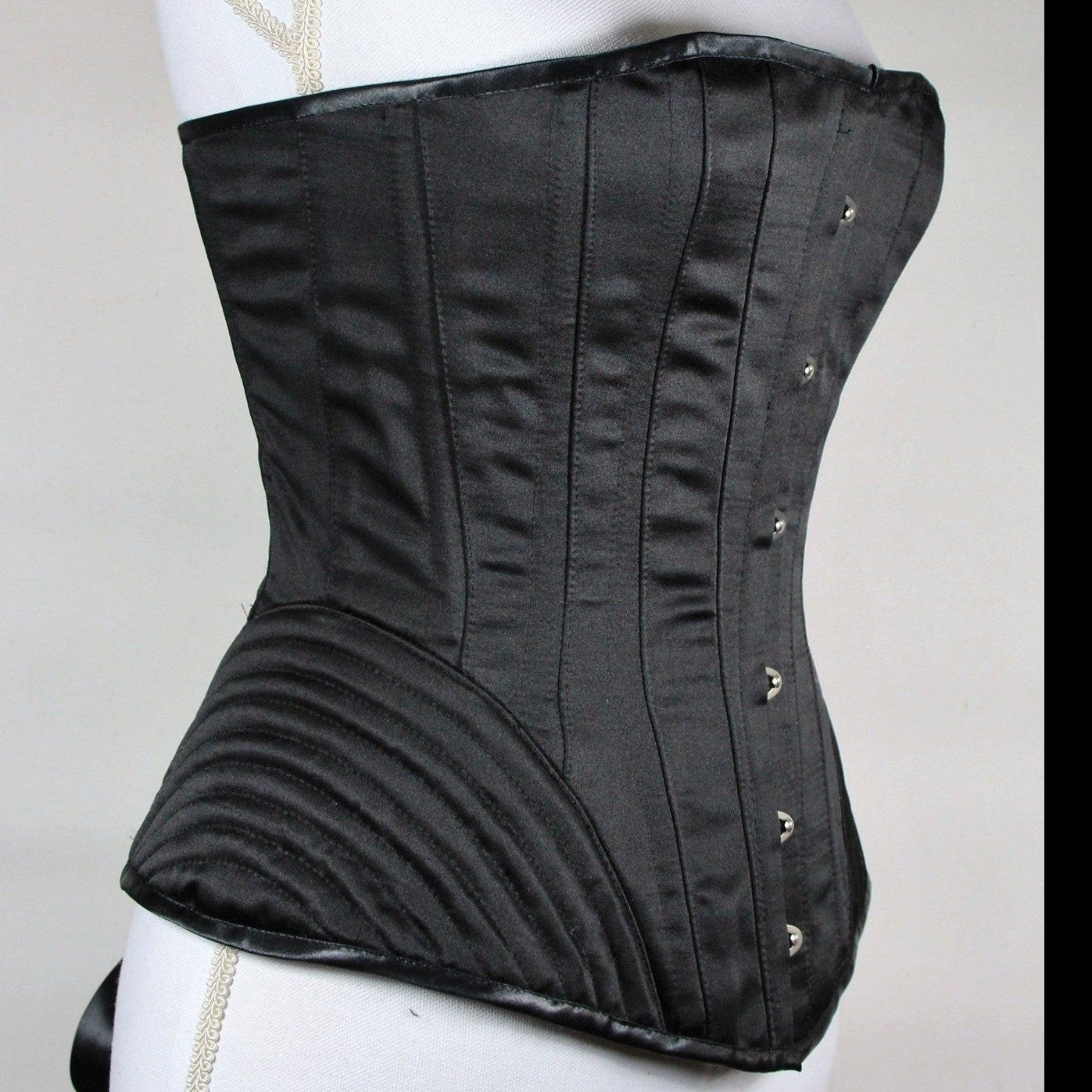 Overbust Corset, Model 16-04