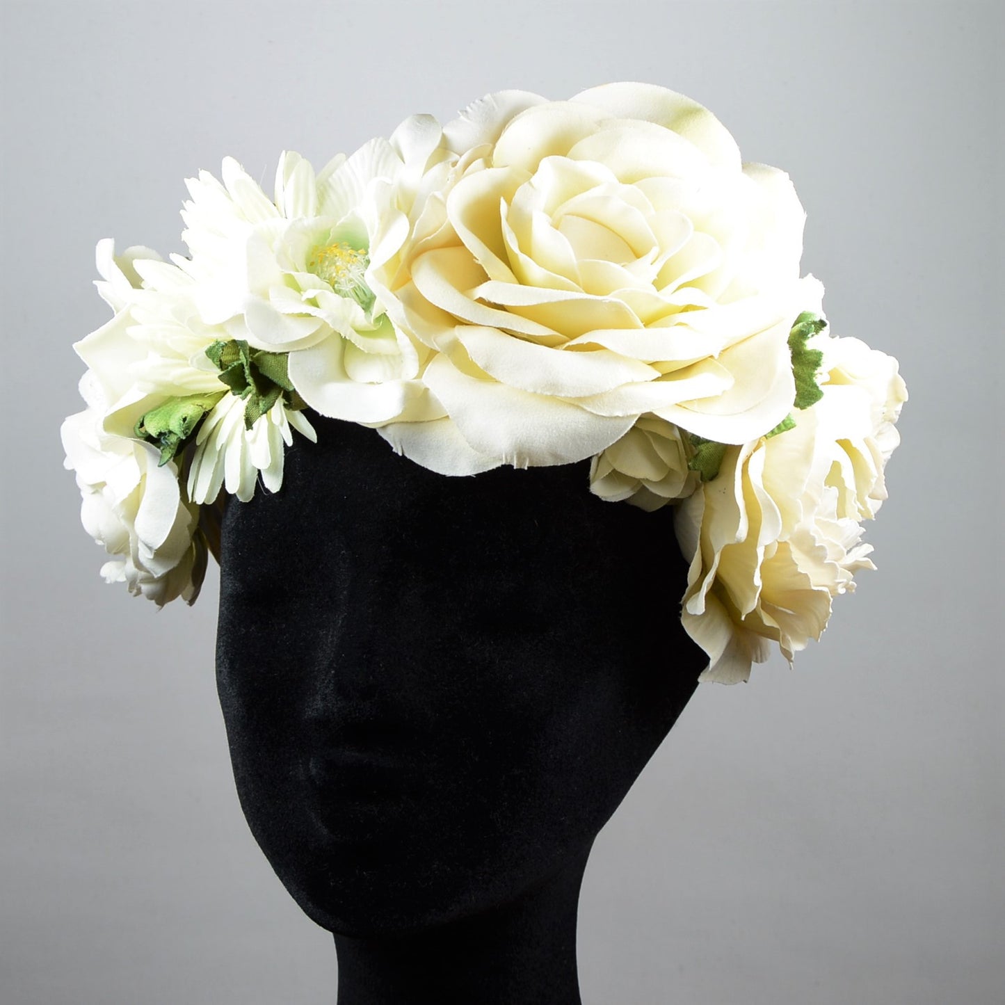 Flower headpiece, Ecrú